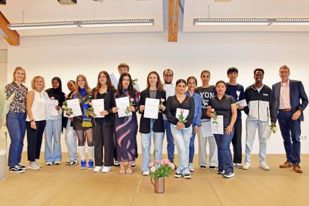 Übergabe der Sprachdiplome