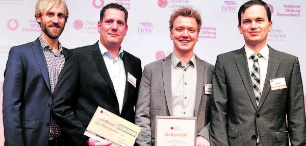 Michael Lück, Clemens Kanschat, Timo Berssen und Jan Meiners von der BBS Ammerland nach der Verleihung des Deutschen Lehrerpreises